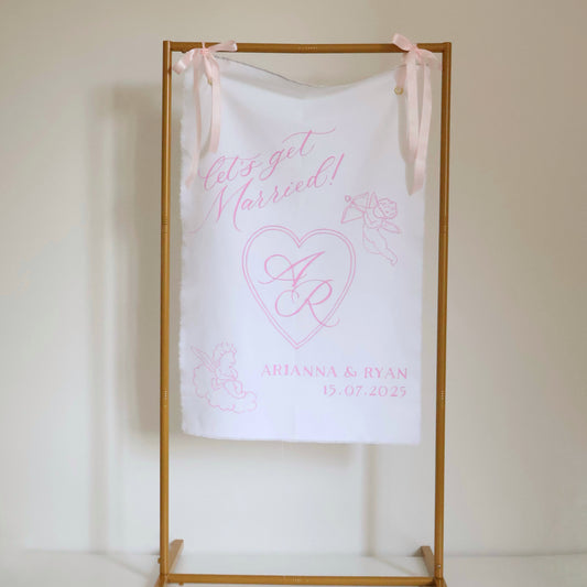 LINEN SIGN | LOVE HEART & CUPID